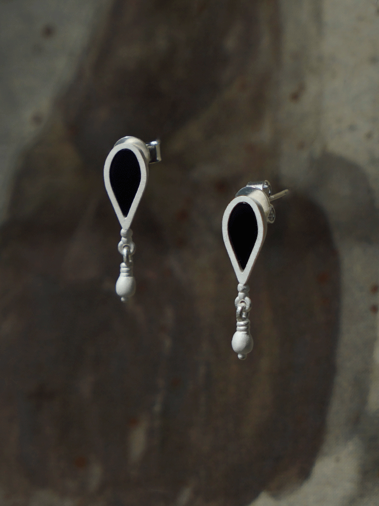 Opera Black Agate Earrings