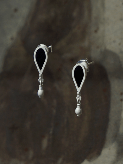 Opera Black Agate Earrings